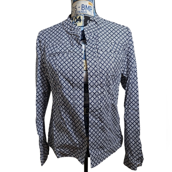 Attyre Jackets & Blazers - NEW Attyre Women's Open Lightweight Denim Jacket Blazer Medium Abstract Geometri